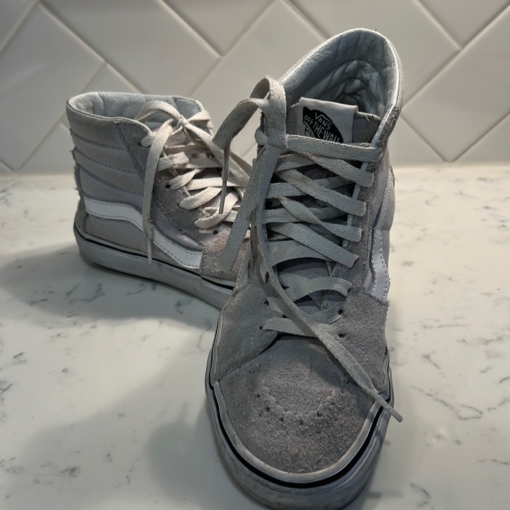 Girls Vans High Tops- Size 4.5